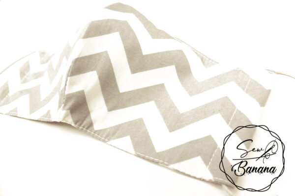 grey zigzag face mask