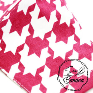 pink checkered face mask