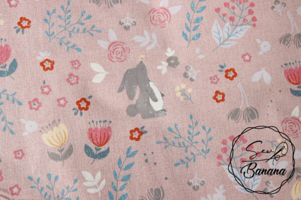 Potpourri poplin in the forest