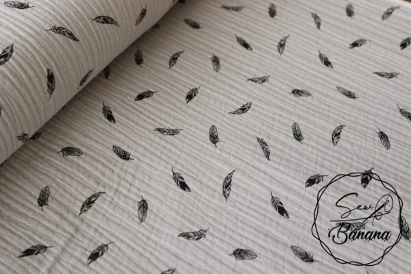 dreamy feathers muslin