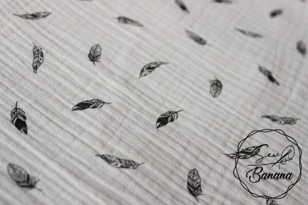 dreamy feathers muslin