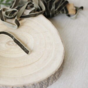 velvet ribbon avocado 1 cm