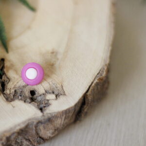 round flat button