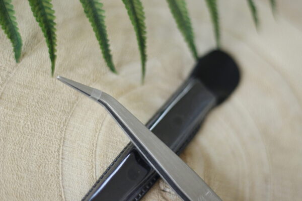 tweezers