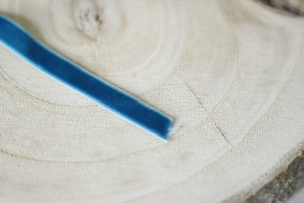 Biscay Bay 1cm velvelt ribbon
